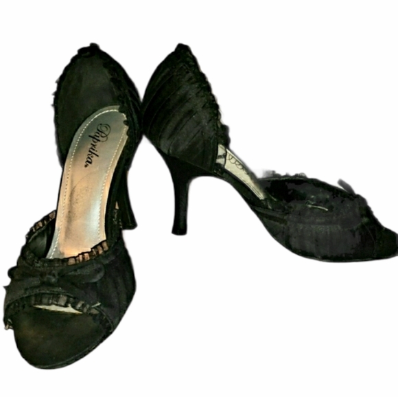 Paprika Shoes - Black Lace Ruffle Heels